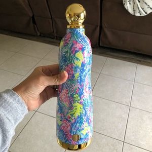 Lilly Pulitzer stainless steel water bottle